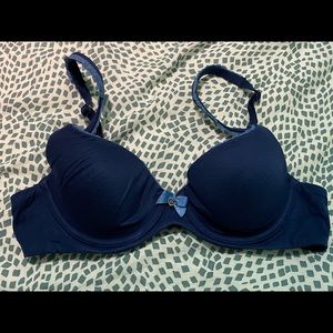 Victoria's Secret Body By Victoria Lined Demi Demi Buste Navy Lace Size 32A
